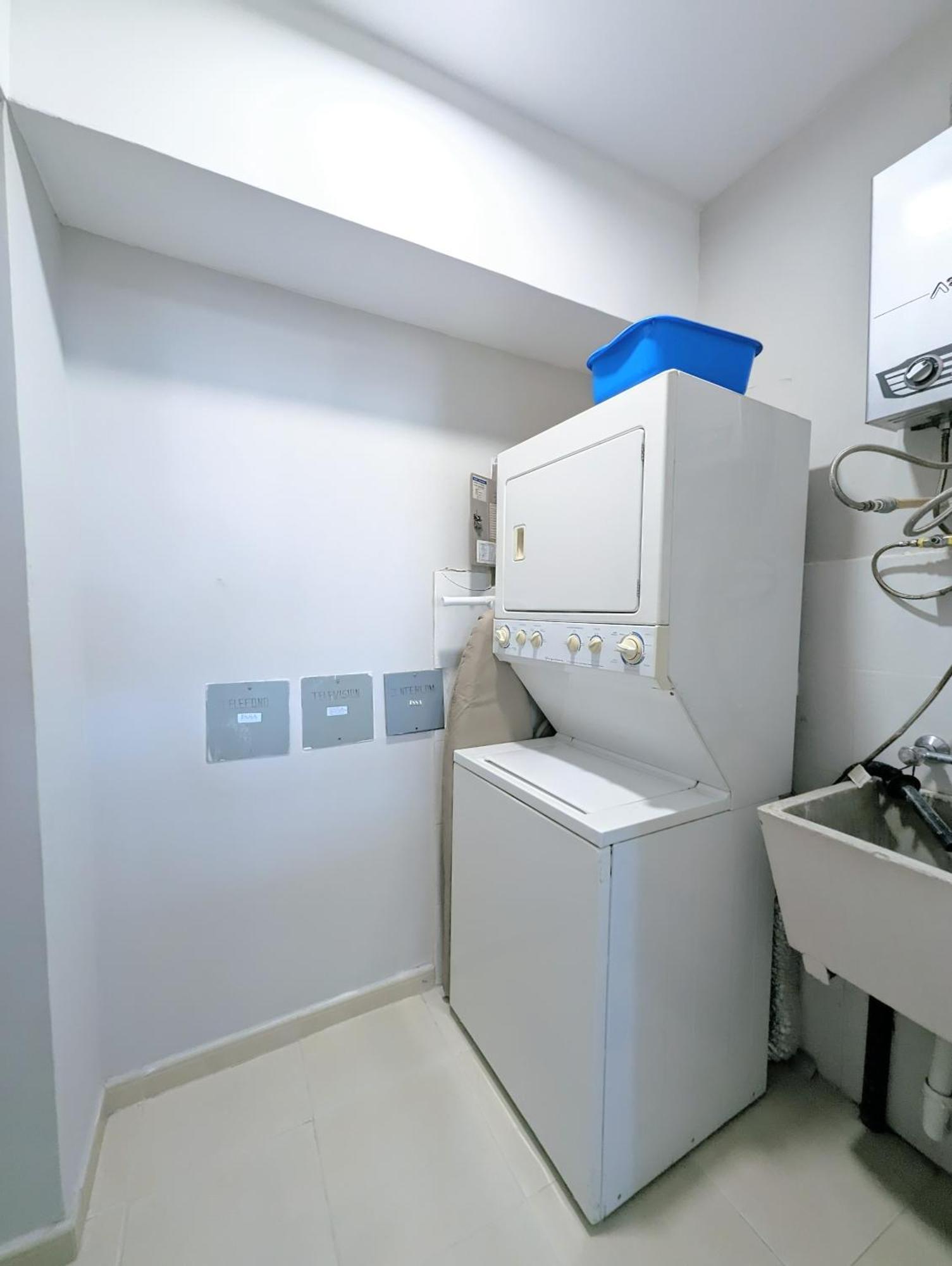 Yc 3602 L 2br En Av Balboa Apartment Panama City