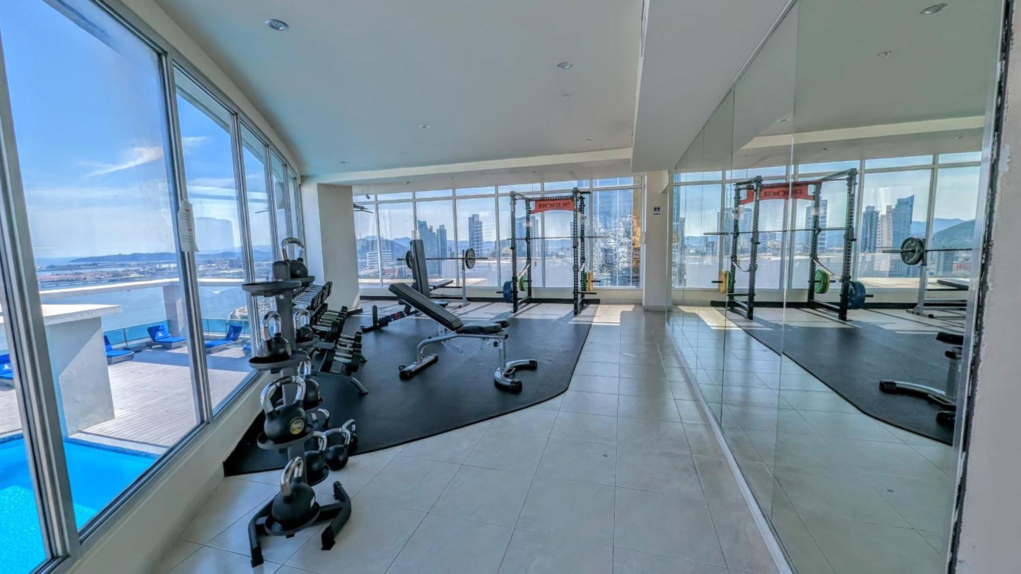 Apartment Yc 3602 L 2br En Av Balboa Panama City